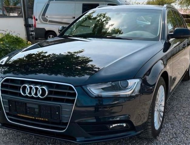 Audi A4 2.0 TDI 110kW clean d. mult. Attr. Avant ...