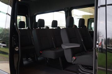 Mercedes-Benz Sprinter 319 CDI 4x4 AUT-DACHKLIMA-9SITZER-NAVI-