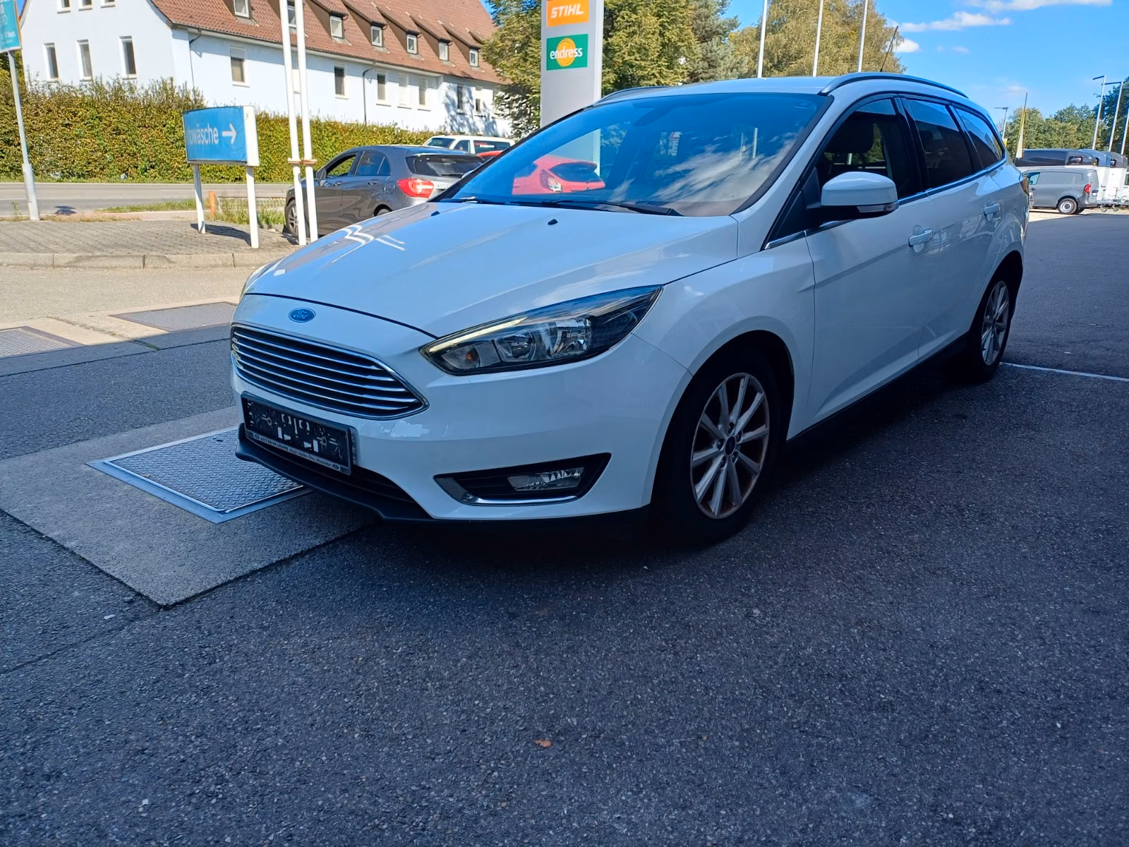 Ford Focus 2015 — interior