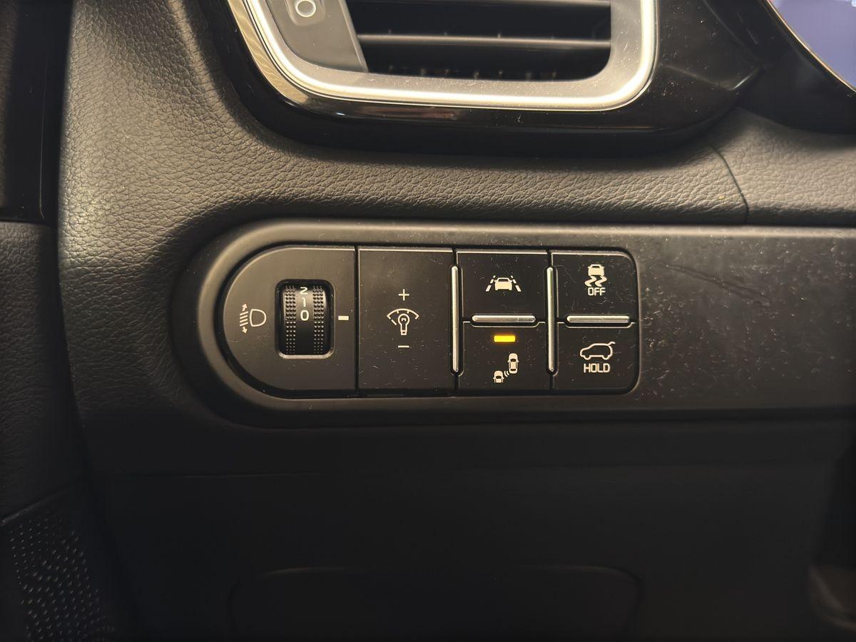 Kia XCEED 1.4T PLATINUM PANO-DACH+NAVI+LEDER+KAMERA+
