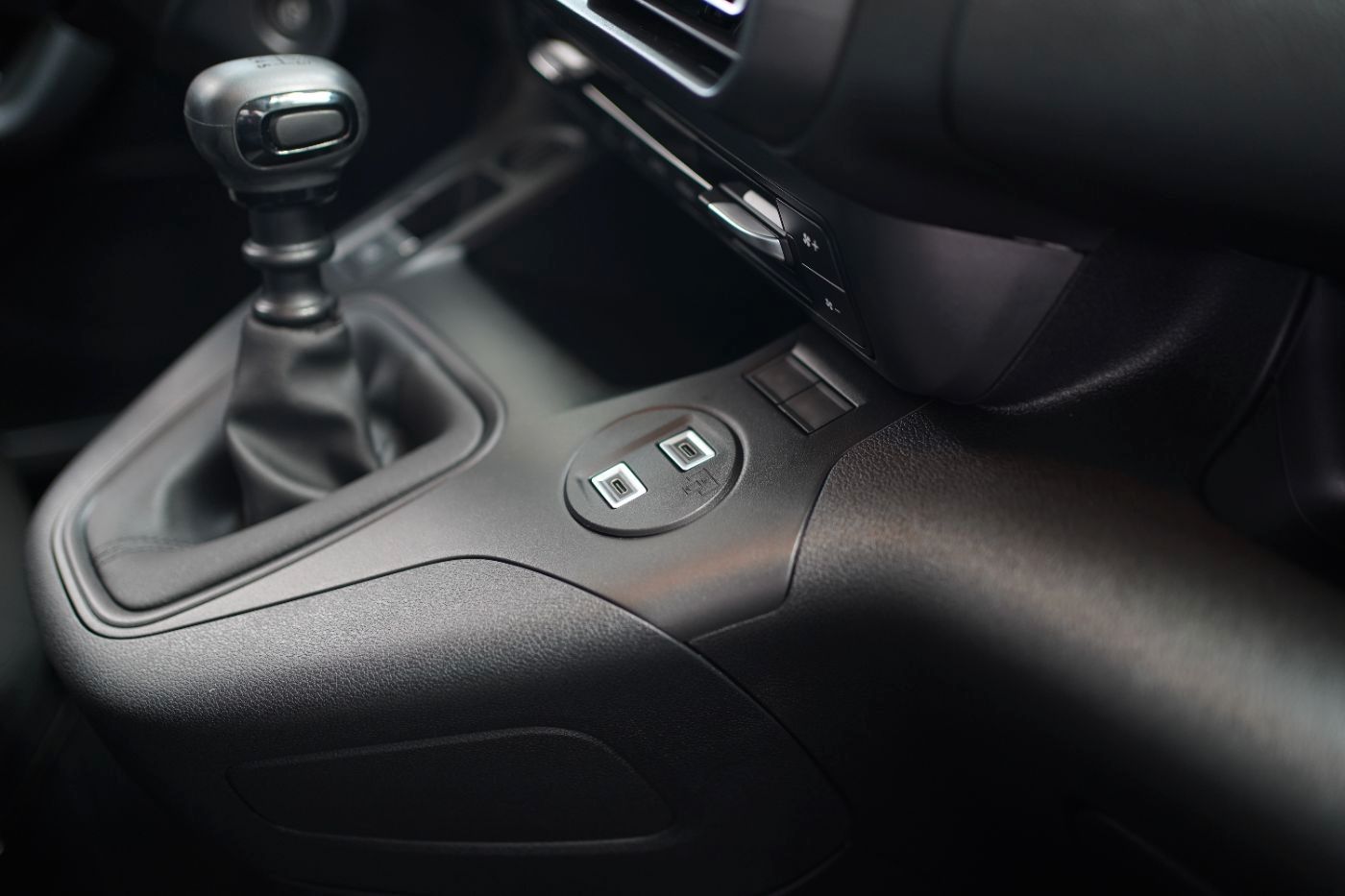 Fahrzeugabbildung Citroën Berlingo XL BlueHDi 130 Max Winter Paket Navi DA