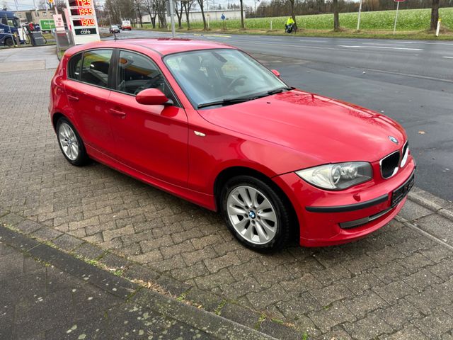 BMW 116i"ADVANTAGE"NAVI/XENON/8X ALU/AHK