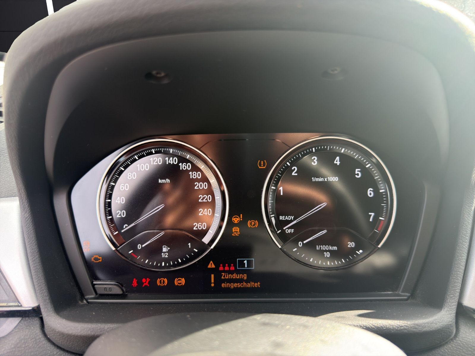 Fahrzeugabbildung BMW X1 sDrive 18 i Advantage PDC*Shzg*2-Zo.Klima*