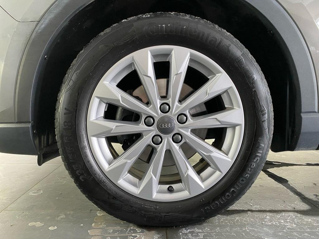 Audi Q3 35 TFSI S tronic LED+ALLSEASON+PDC+SHZG+VC+  