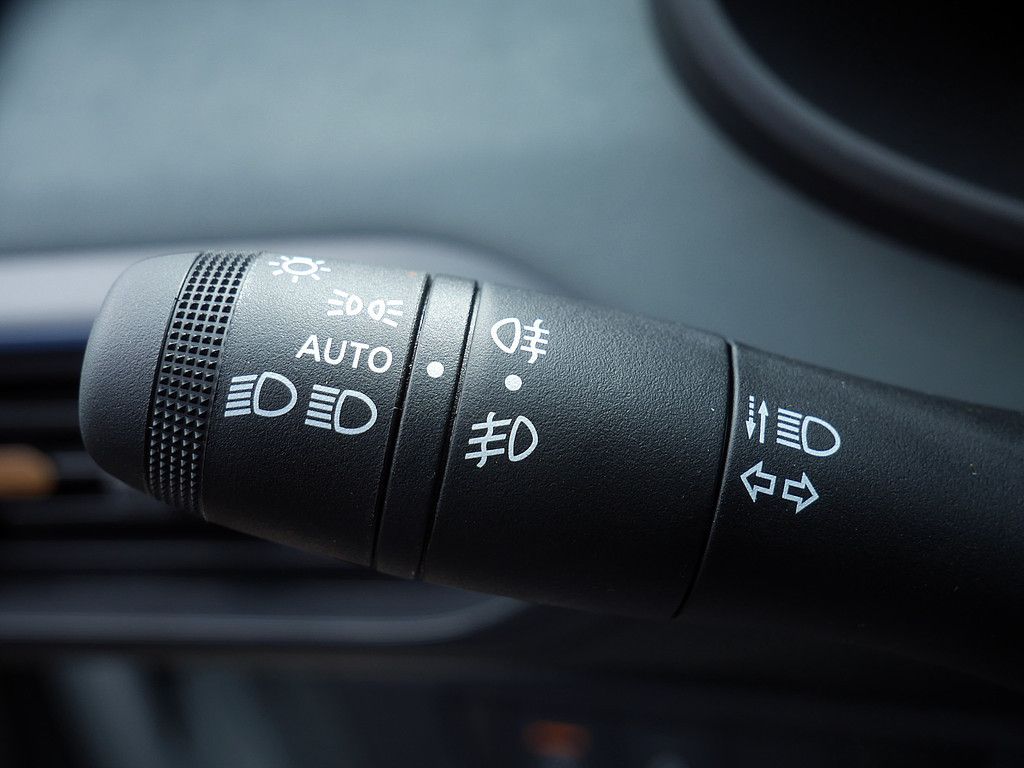 Fahrzeugabbildung Dacia Sandero Stepway Extreme TCe 110 NAVI LED 360°