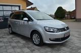 Volkswagen Sharan 1,4 DSG/ 1.Hd/AHK/Leder/Xenon/Kamera - silberne Volkswagen Sharan