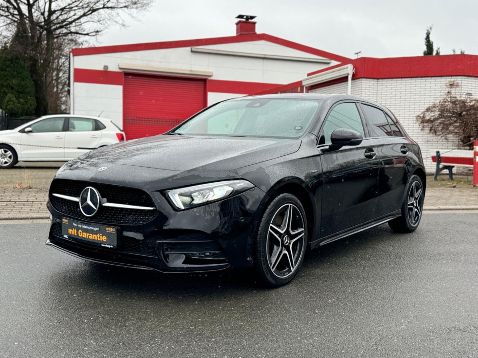 Mercedes-Benz A 250 A A 250 e Edition 2020 AMG Line