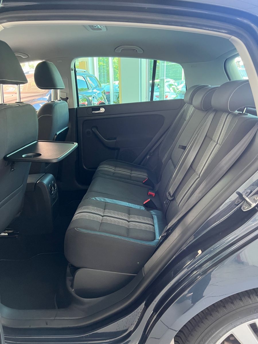 Fahrzeugabbildung Volkswagen Golf Plus 1.6 TDI Match * 1.HAND *