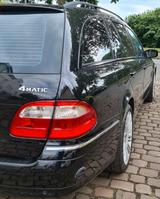 Mercedes-Benz E 500 4MATIC T AVANTGARDE Avantgarde - Mercedes-Benz E 500 in Bremen
