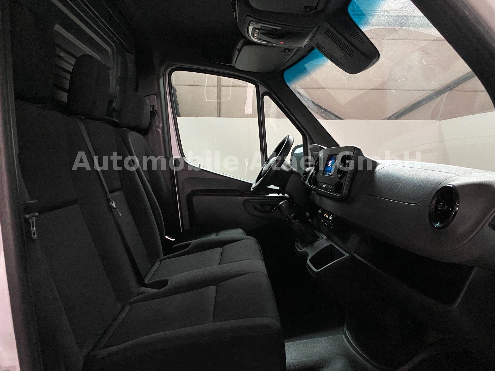 Fahrzeugabbildung Mercedes-Benz Sprinter 316 CDI AHK+360° KAMERA (5206)