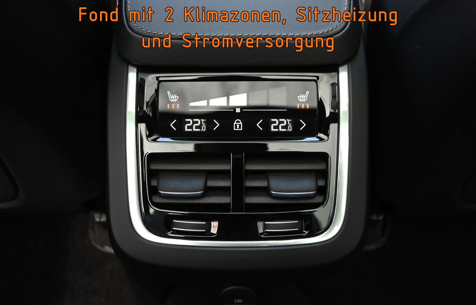 Fahrzeugabbildung Volvo XC90 T8 AWD Recharge Ultimate Dark °AHK°WOOL°