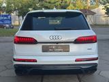 Audi Q7 50 TDI quattro S line Massage Heuad UP - Audi Q7 mit Anhängerkupplung