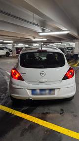 Opel Corsa D Limited Edition - Opel Corsa: Limited