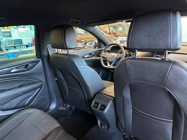 Opel Insignia*LKHZ*2-ZONEN*CARPLAY*TEMPO*PDC*LED