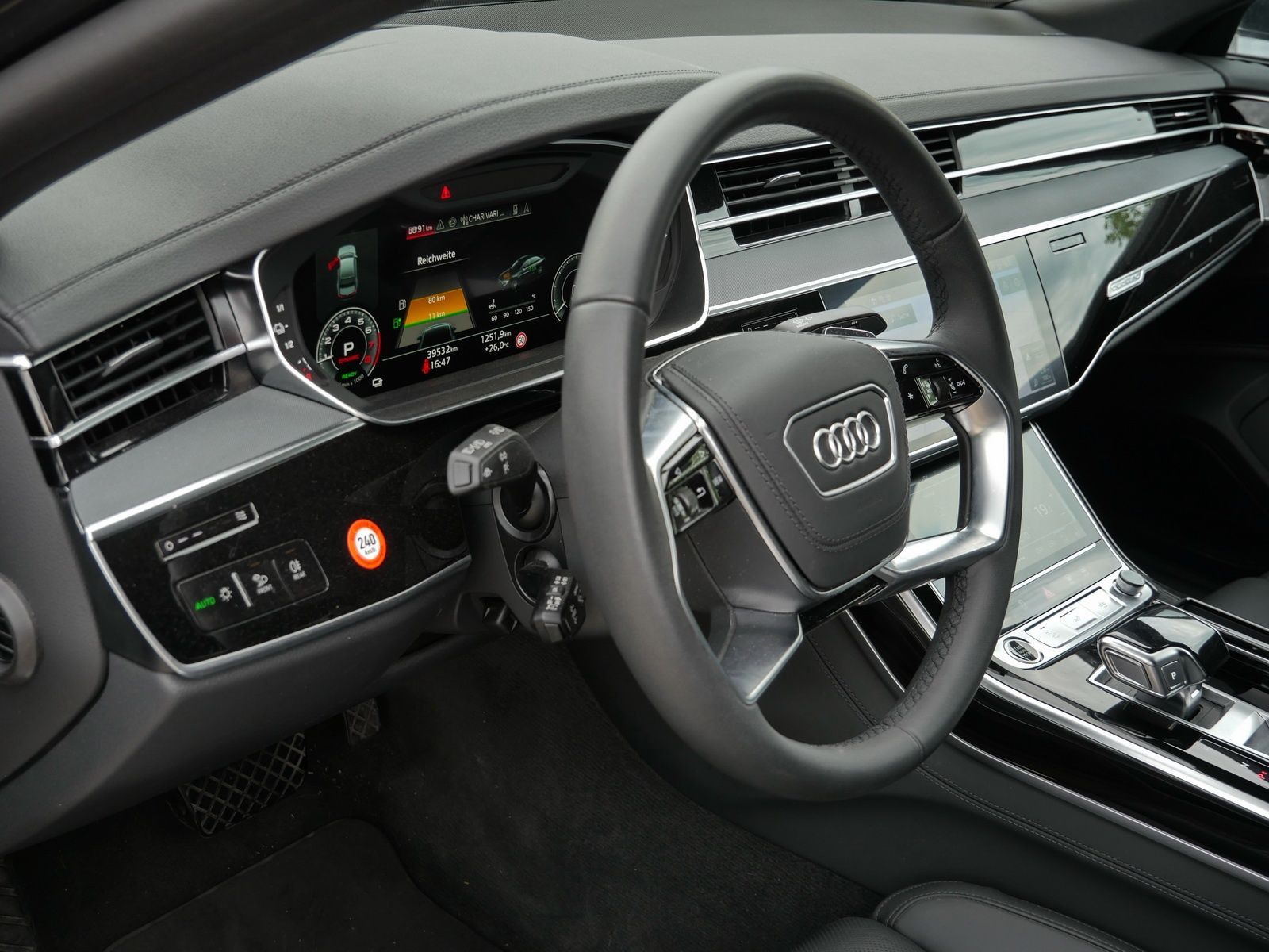 Audi A8 - Bild 20