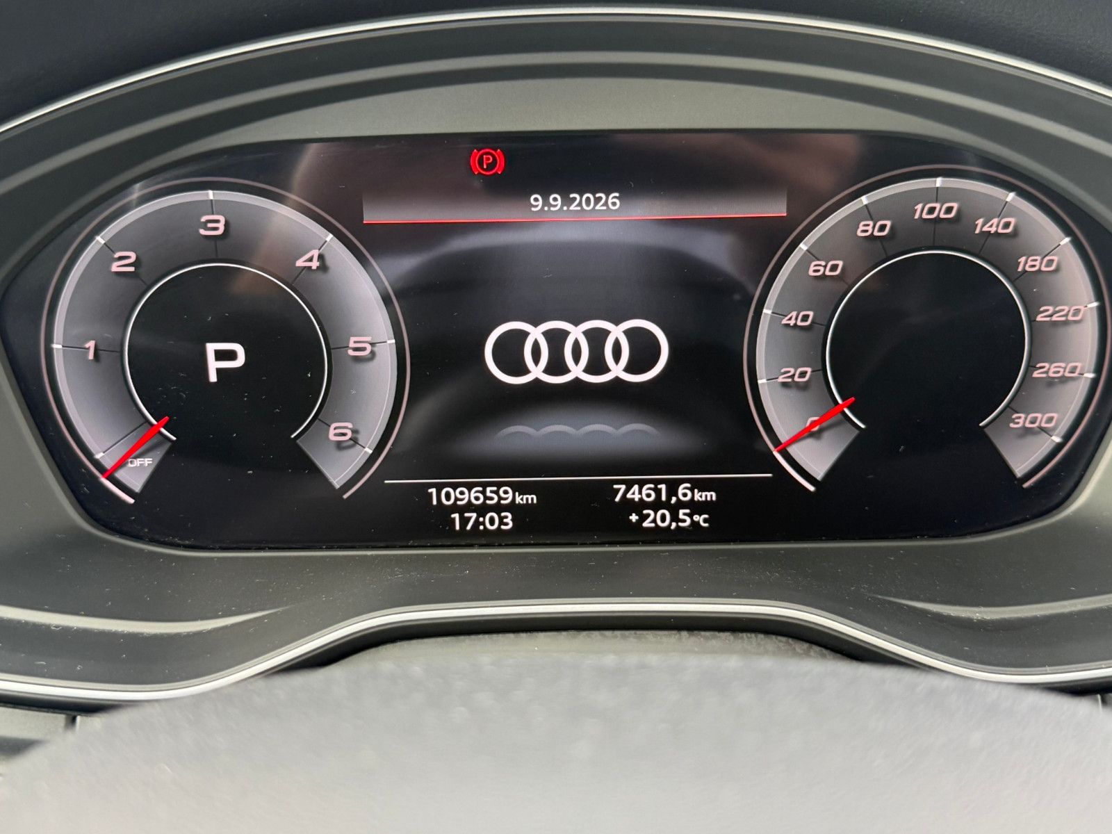Fahrzeugabbildung Audi Q5 Sportback 40 TDI quattro advanced