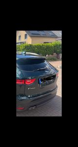 Jaguar F-Pace 20d AWD Portfolio Automatik Portfolio - Jaguar: Grün