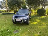 Mitsubishi Pajero 3,2 DI-D Intense Automatik Intense - blaue Mitsubishi Pajero