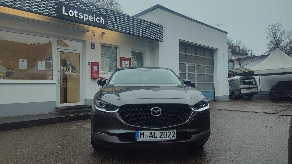 Mazda CX-30 2.5L e-SKYACTIV G 140ps Einparkhilfe vor. 