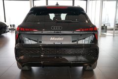 AUDI Q3 TFSI quattro S line | Pano | Matrix |TechPro AUDI Q3 TFSI quattro S line | Pano | Matrix |TechPro