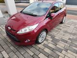 Ford Fiesta 1.4 Ghia Ghia - Ford Fiesta aus 2009: Ghia