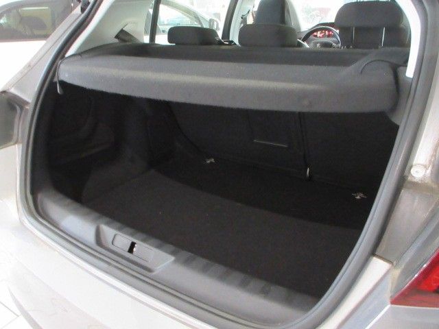 Fahrzeugabbildung Peugeot 308 Allure 1.2T NAVI/LED/PDC/TEMPOMAT