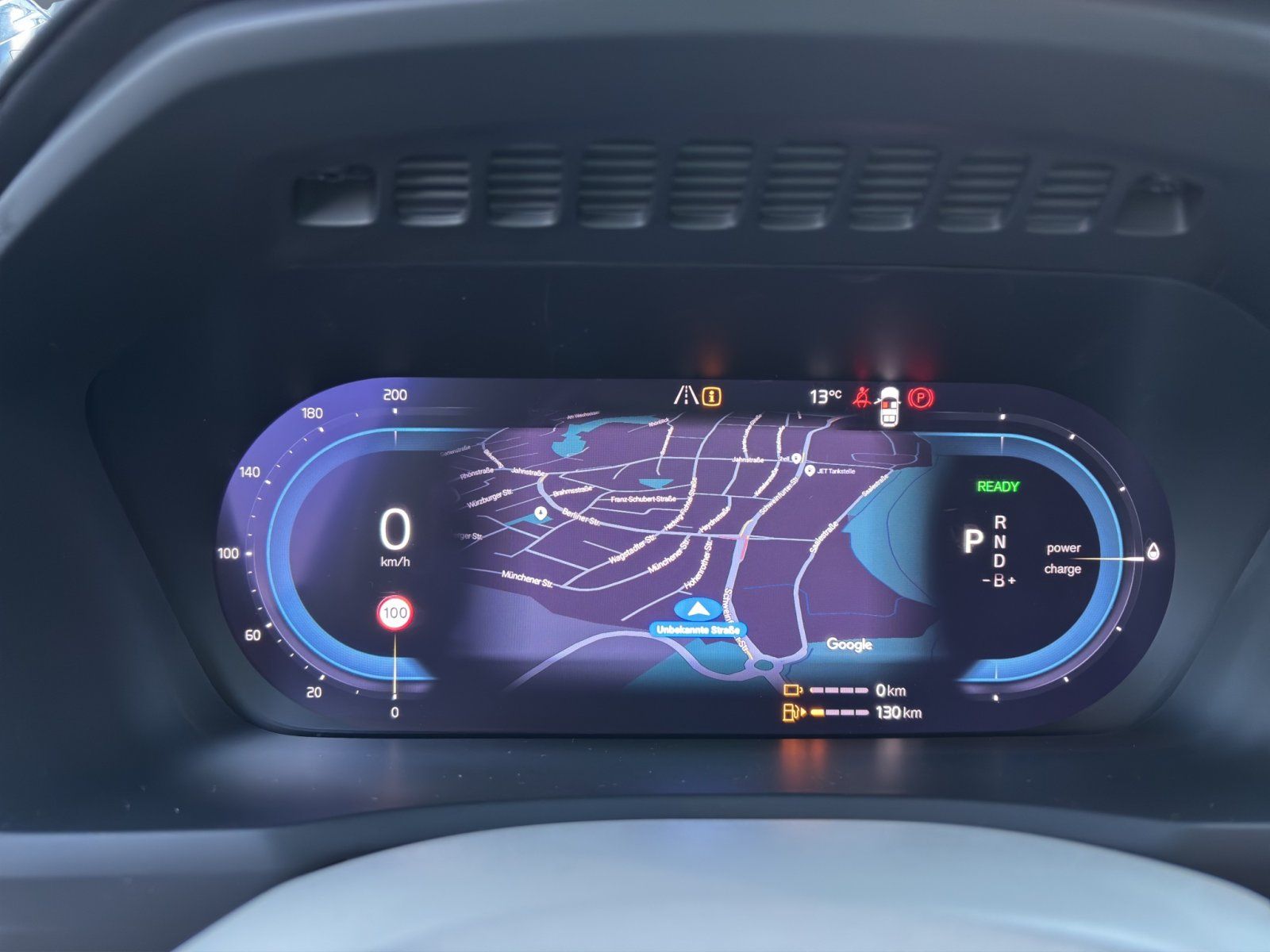 Fahrzeugabbildung Volvo XC 90 Ultimate Dark Recharge Plug-In Hybrid AWD