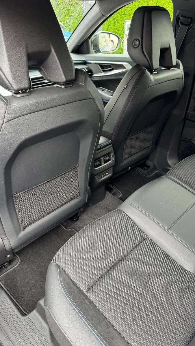Fahrzeugabbildung Renault Austral Iconic Esprit Alpine Full Hybrid 200