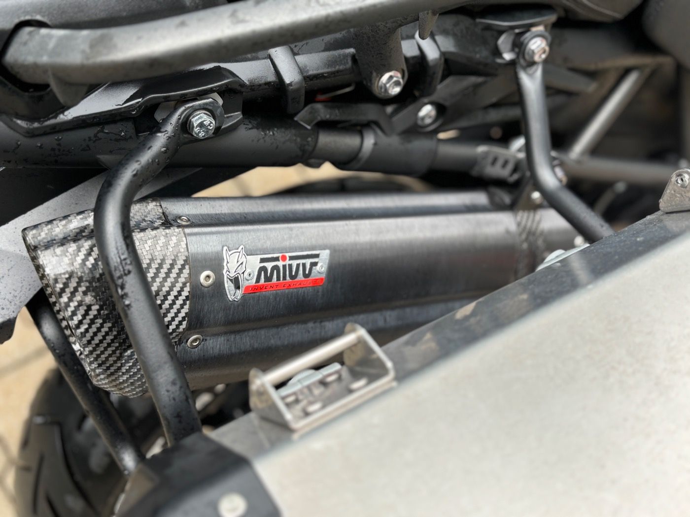 Fahrzeugabbildung Triumph Tiger XRX 800 Seitenkoffer
