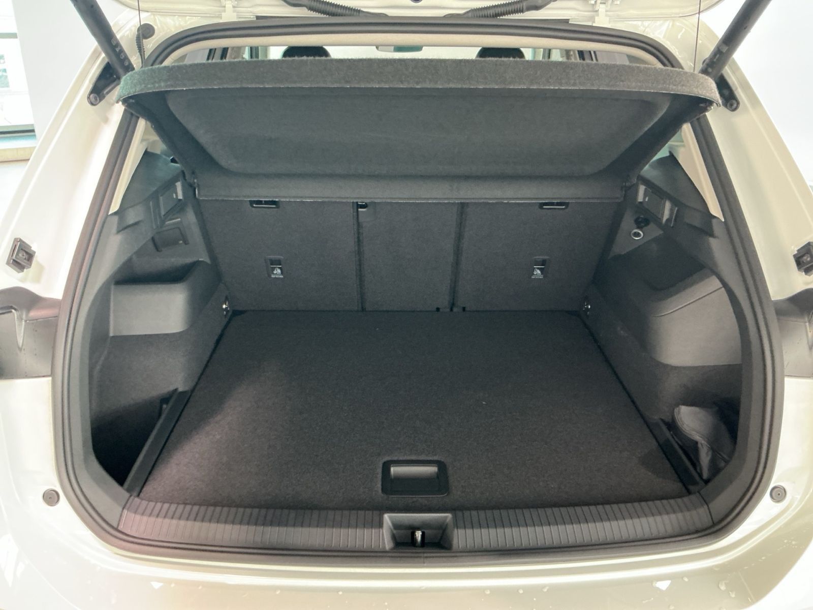 Volkswagen Tiguan - Bild 13