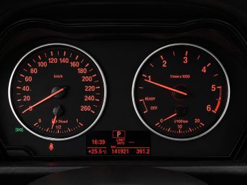 BMW X1 - 5