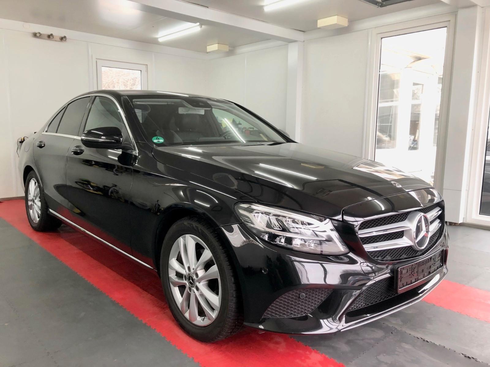 Mercedes-Benz C 180 Avantgade