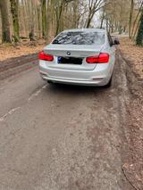 BMW 330e iPerformance Advantage Advantage - BMW 330: Iperformance