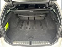 BMW 330 - Vorschau Bild 10