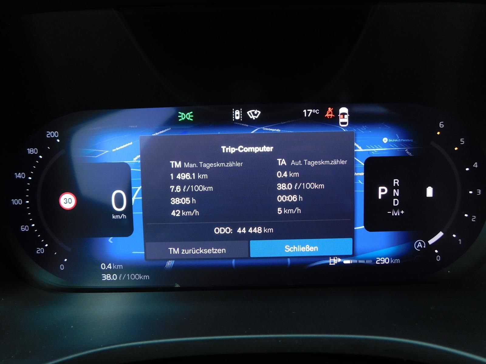 Fahrzeugabbildung Volvo XC60 B4D AWD Plus Dark "Panoramadach"
