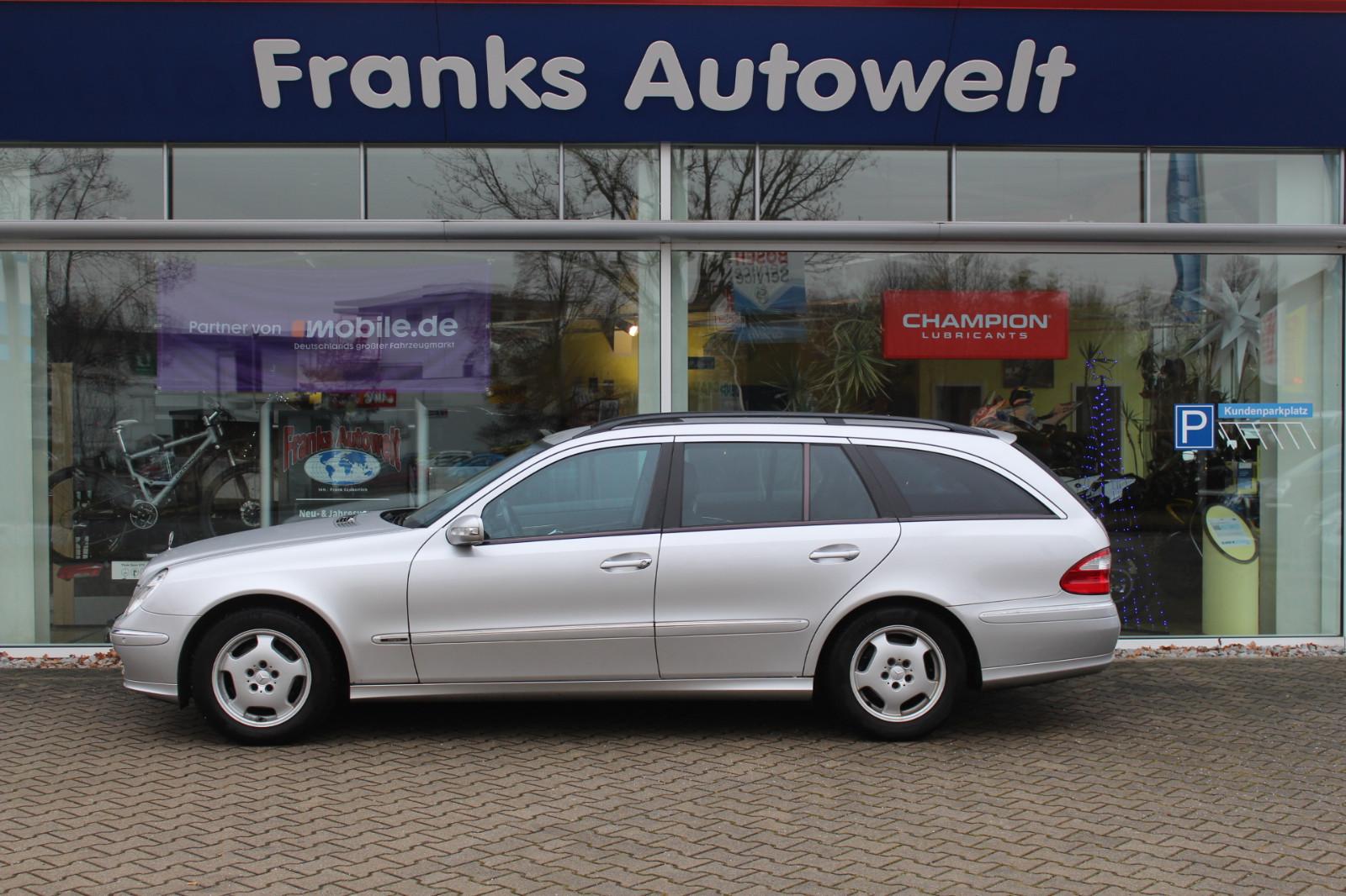 Mercedes-Benz E320 2005 — photo 9