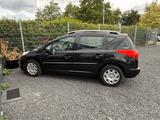 Peugeot 207 SW Tendance /Neu Tüv /Panorama-Dach - Peugeot 207 aus 2011: SW