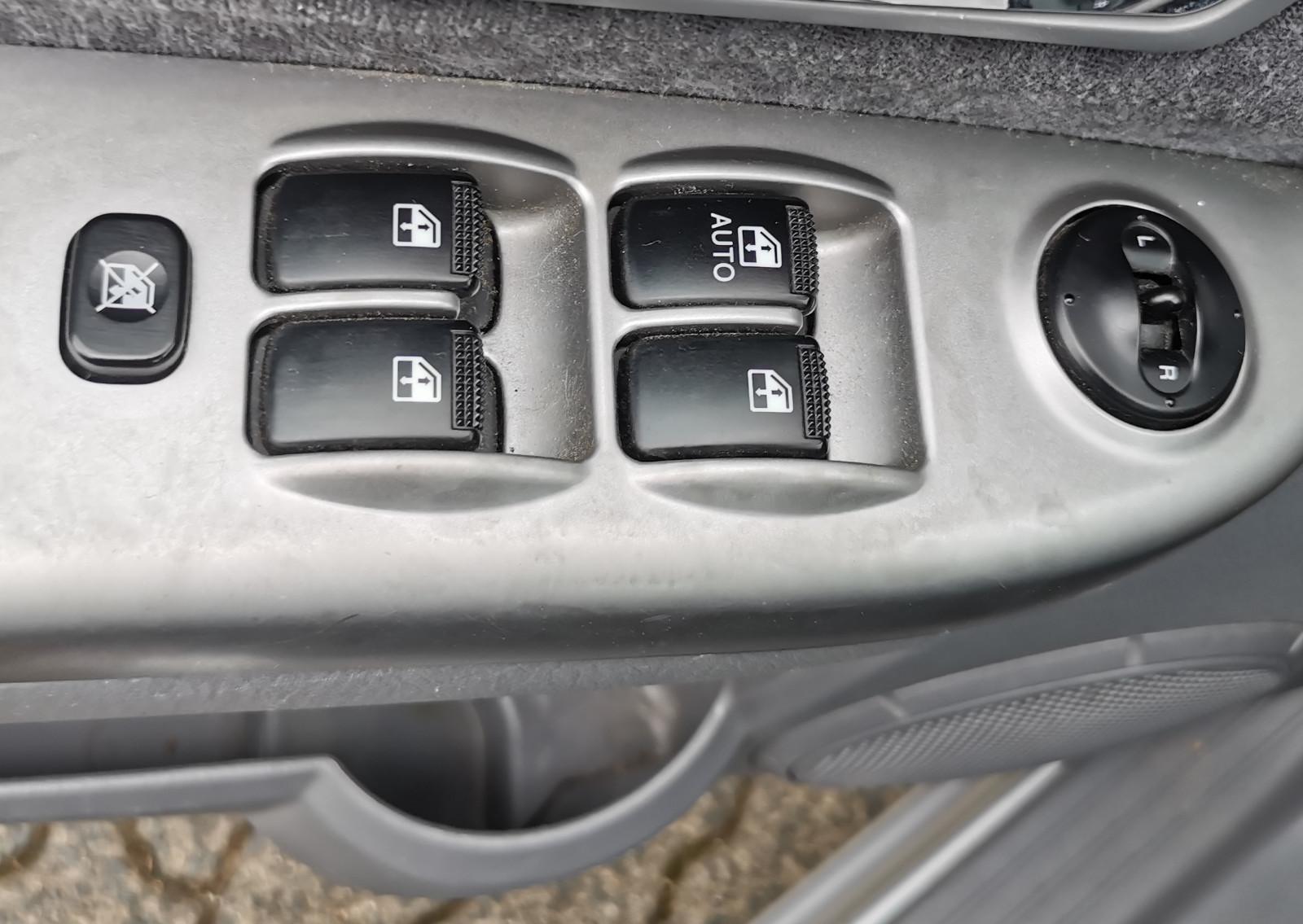 Kia Carens 2006 — photo 19