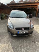 Fiat Croma 2.2 16V Dynamic Dynamic - graue Fiat Croma
