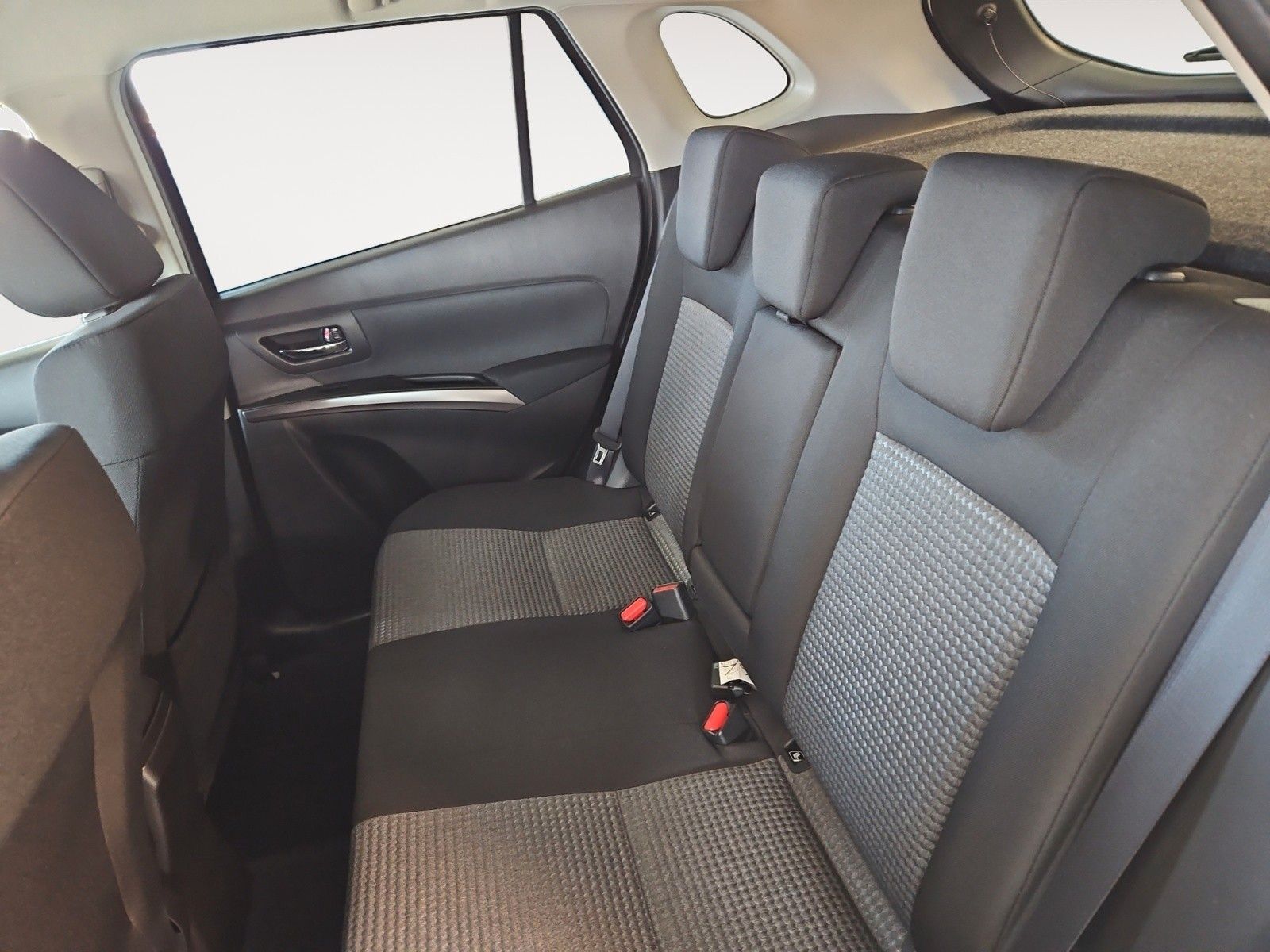 Fahrzeugabbildung Suzuki S-CROSS 1.4 COMFORT Automatik