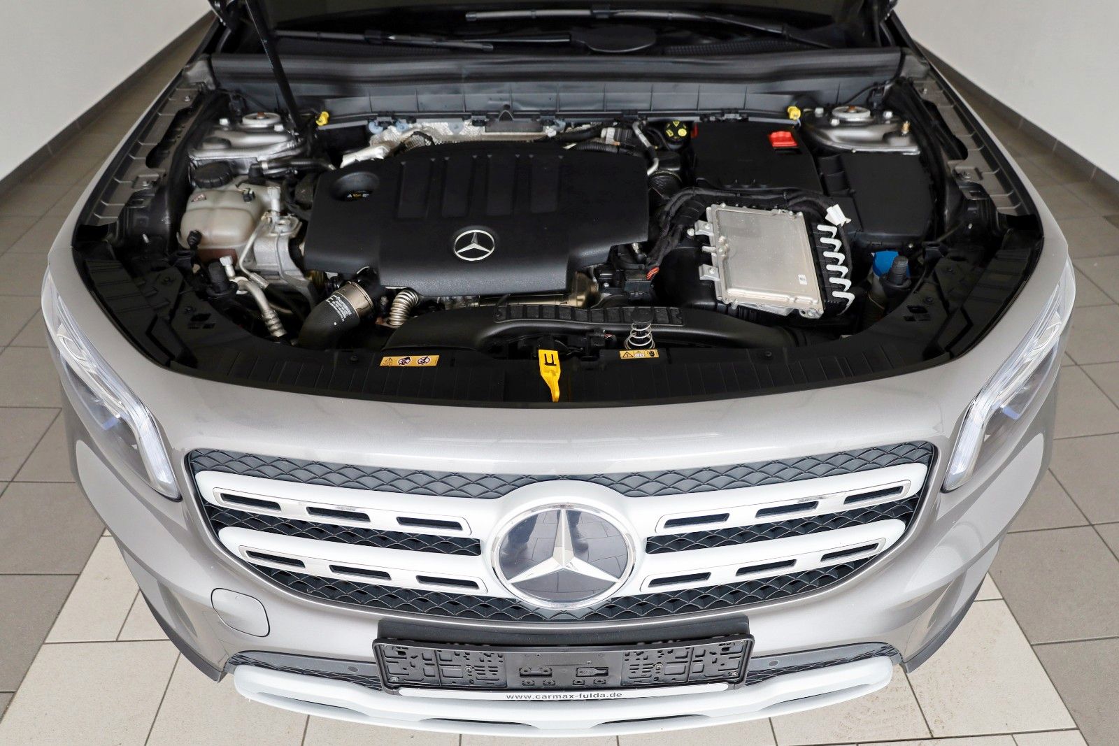 Fahrzeugabbildung Mercedes-Benz GLB 200d Style, T.Leder,Navi,LED,SH,Kamera,AHK