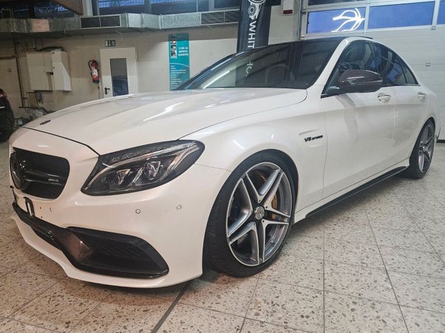 Mercedes-Benz C 63S AMG VOLLAUSSTATTUNG BURMESTER LED PANO TOP