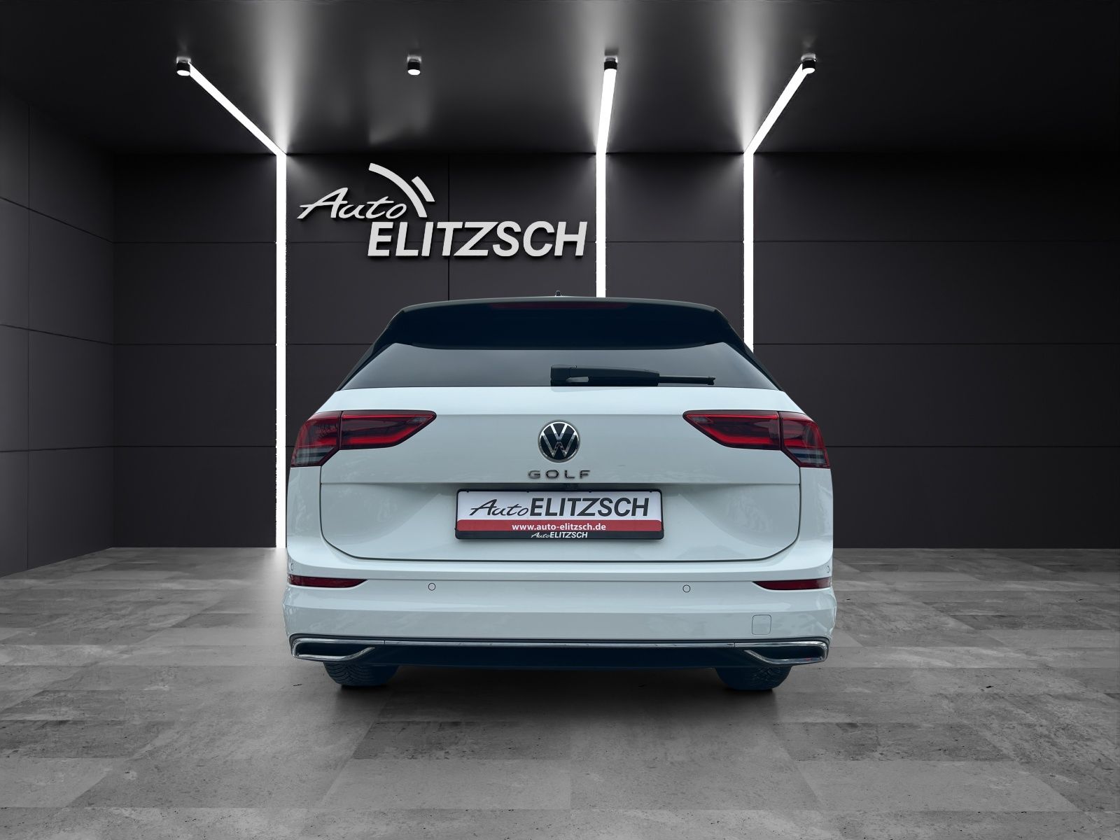 Fahrzeugabbildung Volkswagen Golf VIII Variant Active TDI DSG LED ACC SH Rear