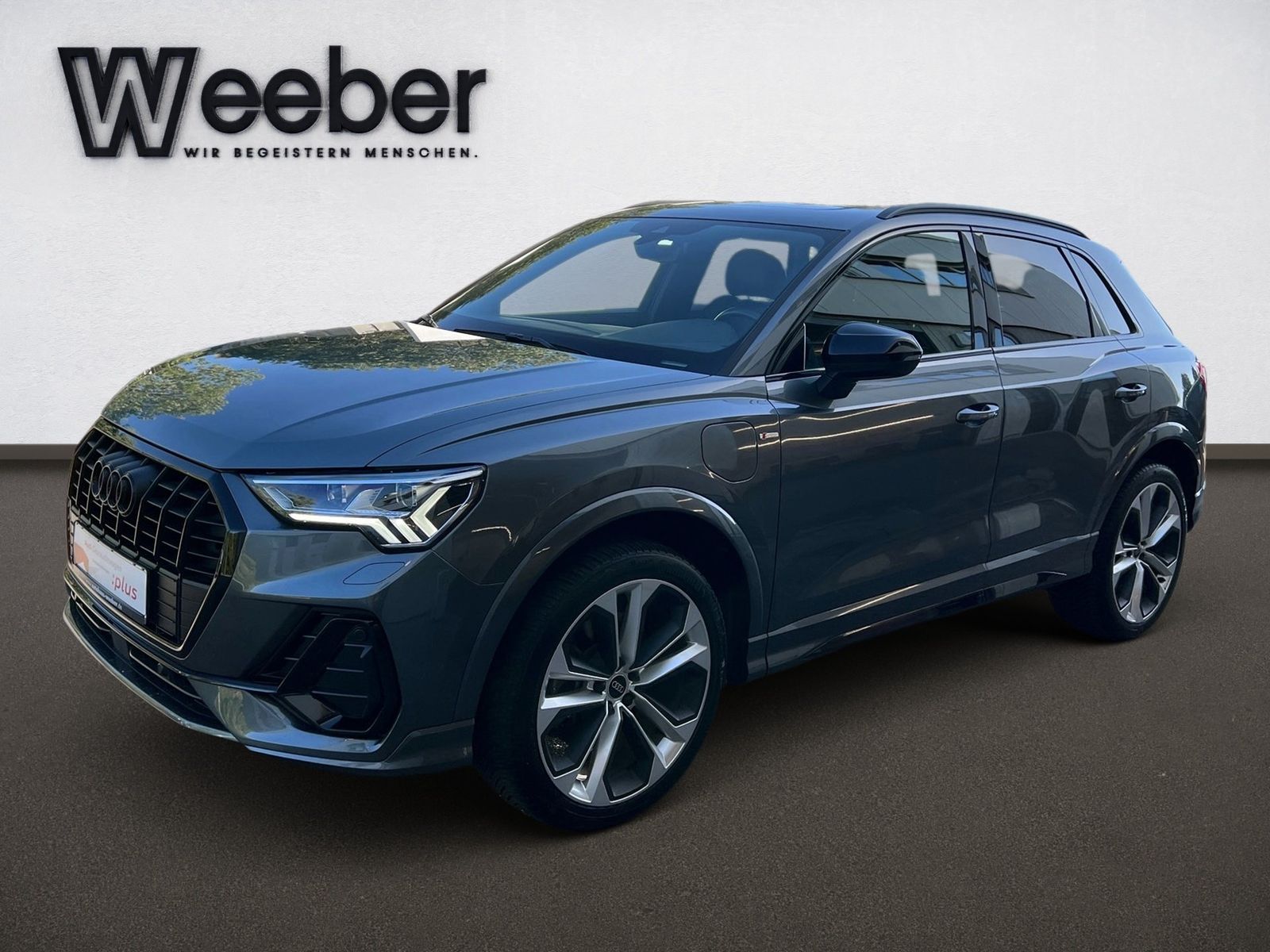 Audi Q3 S line *AHK*BLACKSTYLE*KAMERA*PANO*SONOS* imagem 2