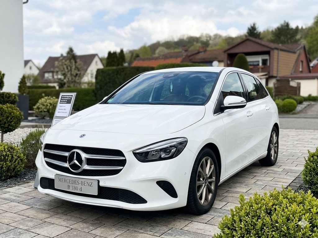 Image of Mercedes-Benz B 180