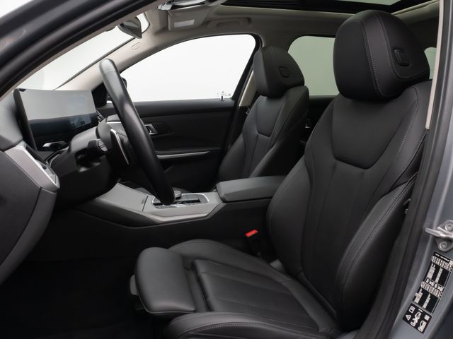 Foto Nummer 35: BMW 320d