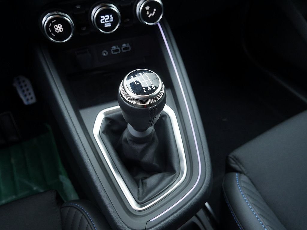 Fahrzeugabbildung Renault Clio Esprit Alpine TCe 90