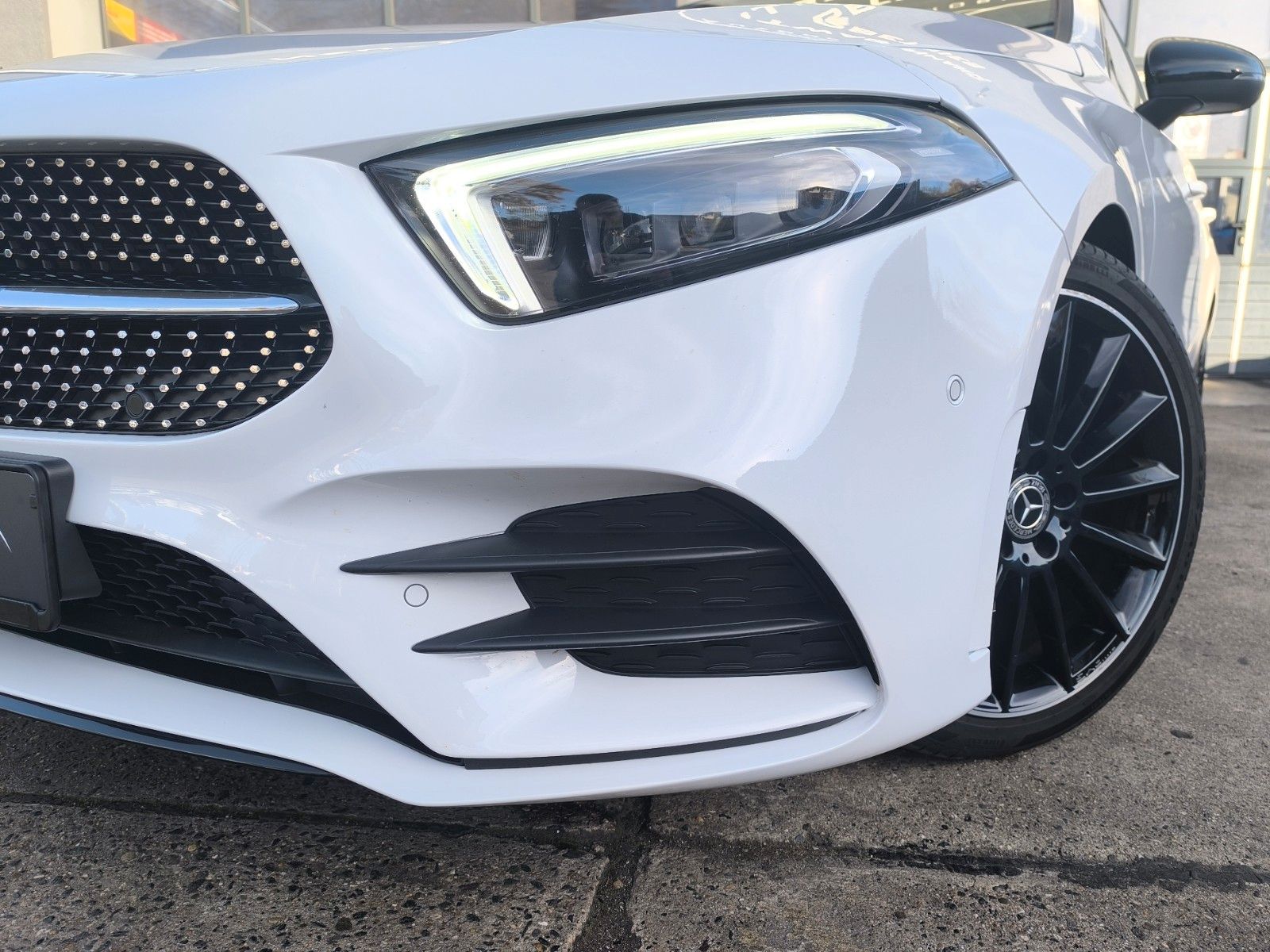 Mercedes-Benz A 200 d 4Matic AMG Line Night Paket foto 4