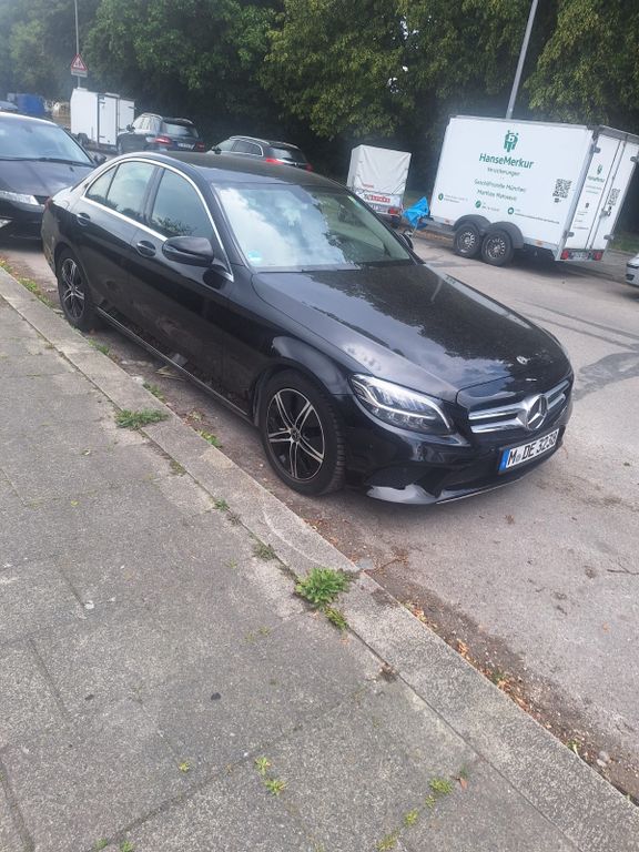 Image of Mercedes-Benz C 200