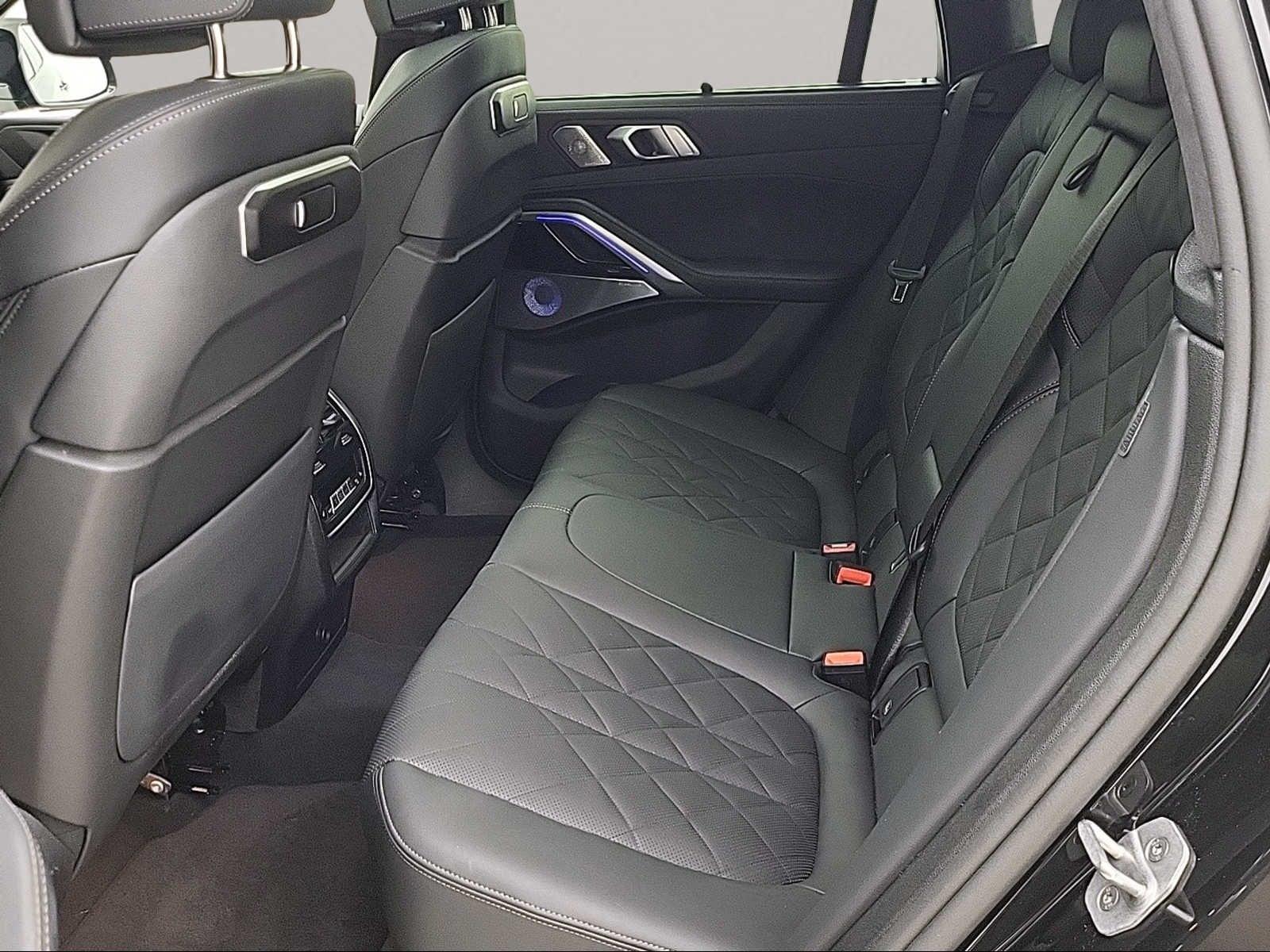 BMW X6 M60i xDrive Standheizung Bowers & Wilkins